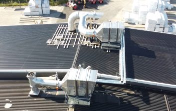 Tehdaslaitos ilmasta käsin katsottuna.